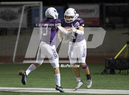 Thumbnail 3 in Carlsbad vs. Torrey Pines (CIF SDS Open Division Semifinal) photogallery.