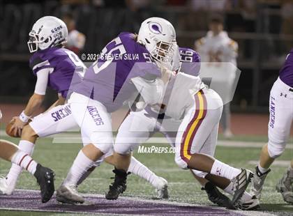 Thumbnail 3 in Carlsbad vs. Torrey Pines (CIF SDS Open Division Semifinal) photogallery.