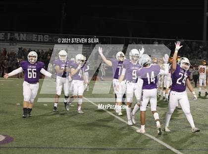Thumbnail 3 in Carlsbad vs. Torrey Pines (CIF SDS Open Division Semifinal) photogallery.