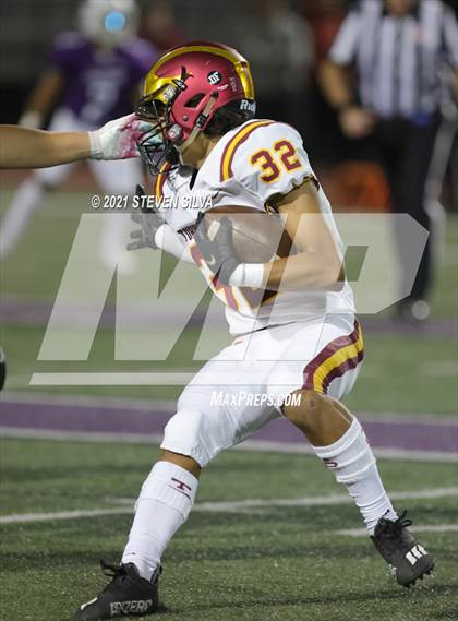 Thumbnail 1 in Carlsbad vs. Torrey Pines (CIF SDS Open Division Semifinal) photogallery.