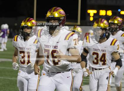 Thumbnail 1 in Carlsbad vs. Torrey Pines (CIF SDS Open Division Semifinal) photogallery.