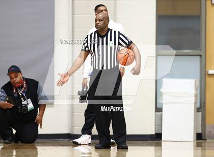 Thumbnail 3 in Jonathan Alder vs. Bishop Hartley (OHSAA D2 District Final) photogallery.