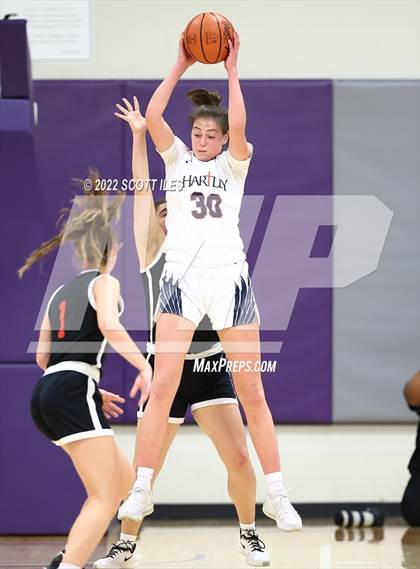 Thumbnail 3 in Jonathan Alder vs. Bishop Hartley (OHSAA D2 District Final) photogallery.