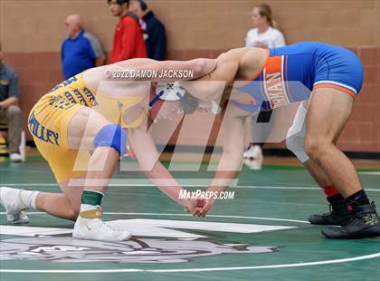 Thumbnail 1 in Virgin Valley Bulldogs Growler photogallery.