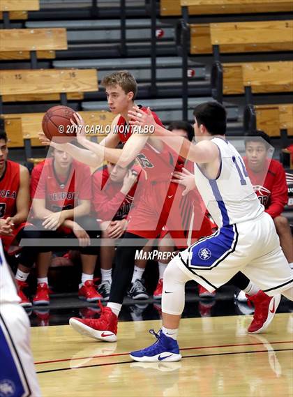 Thumbnail 3 in Glendora vs. San Marino photogallery.