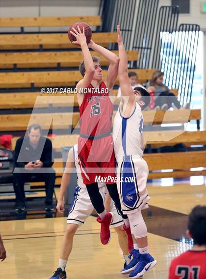 Thumbnail 3 in Glendora vs. San Marino photogallery.