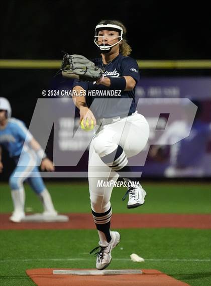 Thumbnail 3 in Walnut Grove vs. Brazoswood (NFCA Leadoff Classic) photogallery.