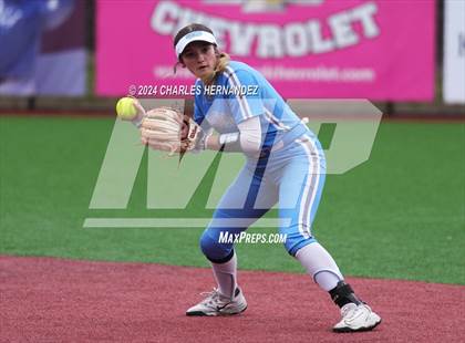 Thumbnail 3 in Walnut Grove vs. Brazoswood (NFCA Leadoff Classic) photogallery.