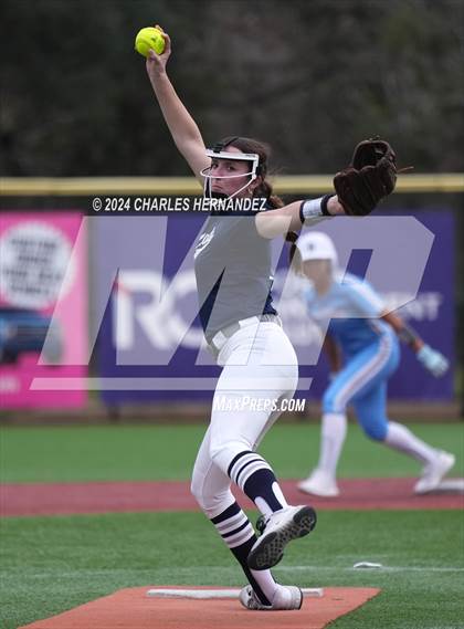 Thumbnail 3 in Walnut Grove vs. Brazoswood (NFCA Leadoff Classic) photogallery.