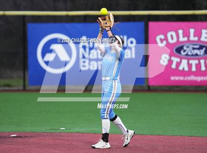 Thumbnail 2 in Walnut Grove vs. Brazoswood (NFCA Leadoff Classic) photogallery.