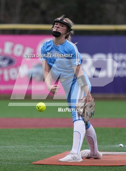 Thumbnail 3 in Walnut Grove vs. Brazoswood (NFCA Leadoff Classic) photogallery.