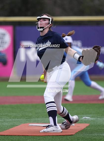 Thumbnail 3 in Walnut Grove vs. Brazoswood (NFCA Leadoff Classic) photogallery.