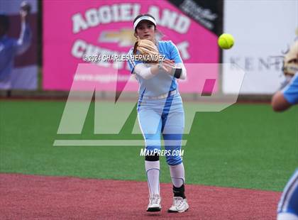 Thumbnail 1 in Walnut Grove vs. Brazoswood (NFCA Leadoff Classic) photogallery.