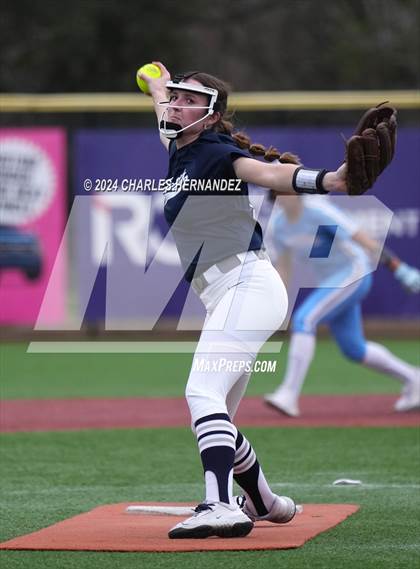 Thumbnail 2 in Walnut Grove vs. Brazoswood (NFCA Leadoff Classic) photogallery.
