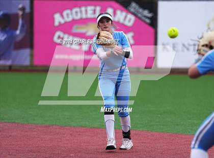 Thumbnail 2 in Walnut Grove vs. Brazoswood (NFCA Leadoff Classic) photogallery.