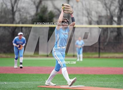 Thumbnail 1 in Walnut Grove vs. Brazoswood (NFCA Leadoff Classic) photogallery.