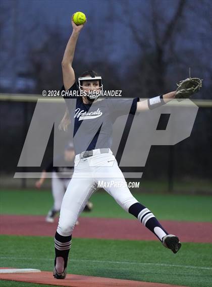 Thumbnail 3 in Walnut Grove vs. Brazoswood (NFCA Leadoff Classic) photogallery.