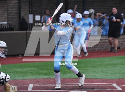 Thumbnail 1 in Walnut Grove vs. Brazoswood (NFCA Leadoff Classic) photogallery.