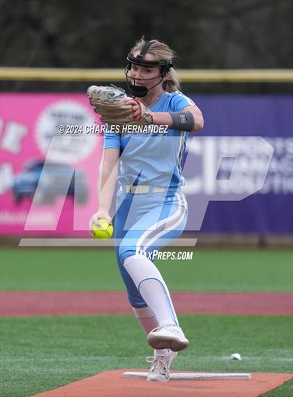Thumbnail 3 in Walnut Grove vs. Brazoswood (NFCA Leadoff Classic) photogallery.