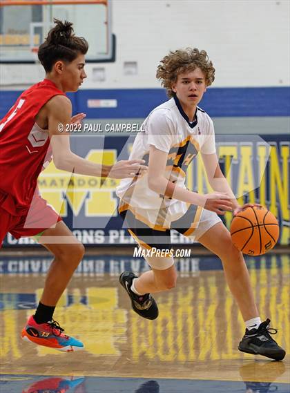 Thumbnail 1 in JV: Combs @ Shadow Mountain photogallery.