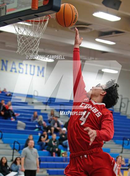Thumbnail 1 in JV: Combs @ Shadow Mountain photogallery.
