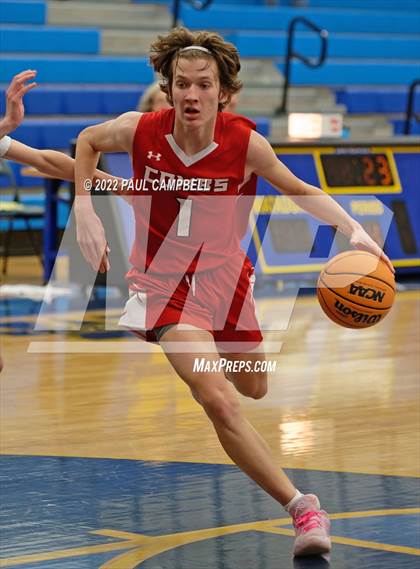 Thumbnail 3 in JV: Combs @ Shadow Mountain photogallery.