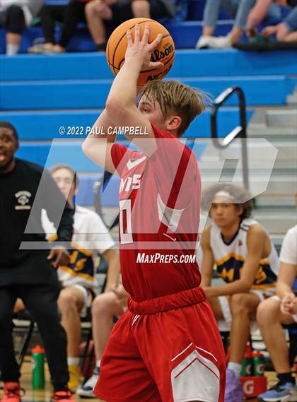 Thumbnail 1 in JV: Combs @ Shadow Mountain photogallery.