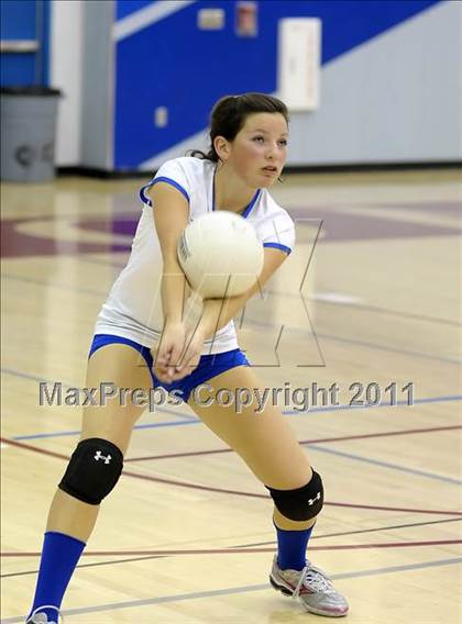 Thumbnail 2 in Ponderosa @ Folsom photogallery.