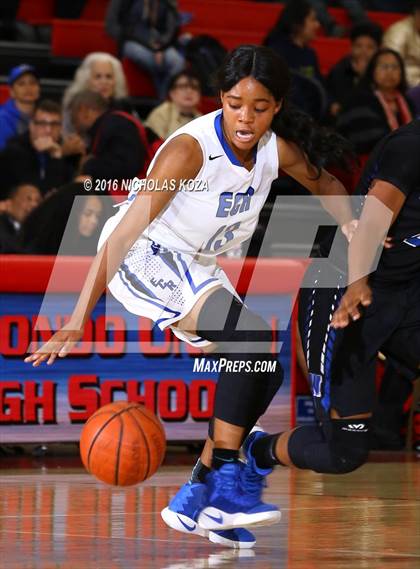 Thumbnail 2 in El Camino Real vs. Windward (Battle of the Beach) photogallery.