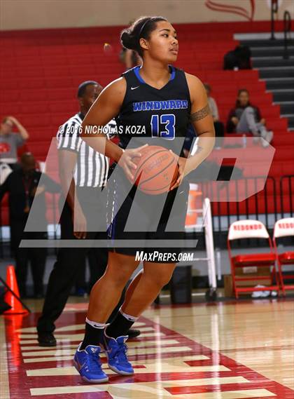 Thumbnail 2 in El Camino Real vs. Windward (Battle of the Beach) photogallery.