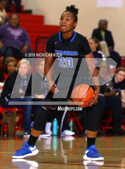 Thumbnail 1 in El Camino Real vs. Windward (Battle of the Beach) photogallery.