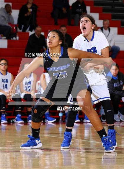 Thumbnail 1 in El Camino Real vs. Windward (Battle of the Beach) photogallery.