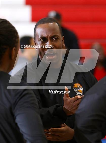 Thumbnail 2 in El Camino Real vs. Windward (Battle of the Beach) photogallery.