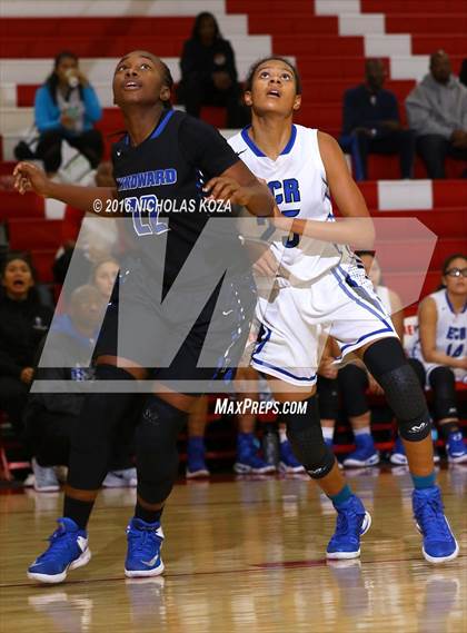 Thumbnail 2 in El Camino Real vs. Windward (Battle of the Beach) photogallery.