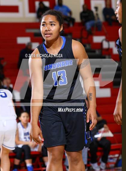 Thumbnail 3 in El Camino Real vs. Windward (Battle of the Beach) photogallery.