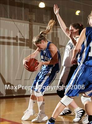 Thumbnail 2 in Northwood vs. Dana Hills (Ocean View Christmas Classic) photogallery.