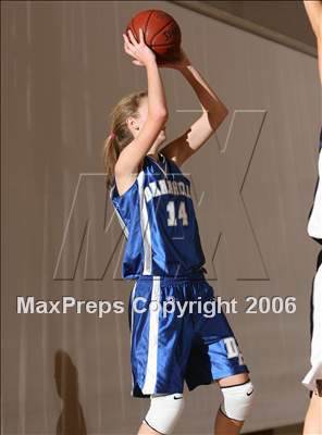 Thumbnail 2 in Northwood vs. Dana Hills (Ocean View Christmas Classic) photogallery.