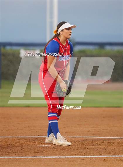 Thumbnail 2 in Clovis vs. Buchanan (CIF D1 Final) photogallery.