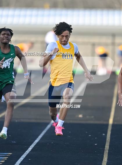 Thumbnail 1 in Pendleton Heights at Delta (100 meter) photogallery.