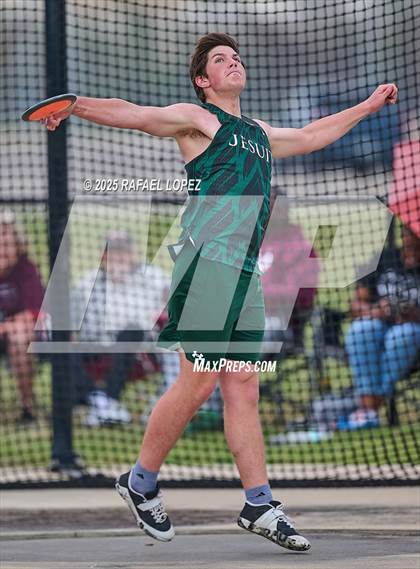 Thumbnail 2 in CCISD Ruben C Jordan Relays (Discus) photogallery.