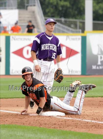 Thumbnail 2 in Northern York vs. Tunkhannock (PIAA Class AAA Final) photogallery.