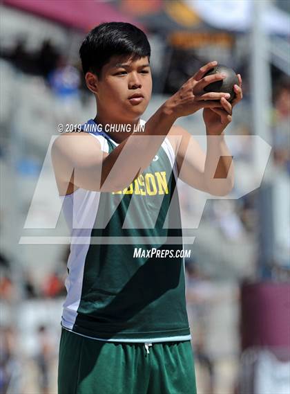 Thumbnail 2 in 50th Asics Laguna Beach Trophy Invitational (Shot Put) photogallery.