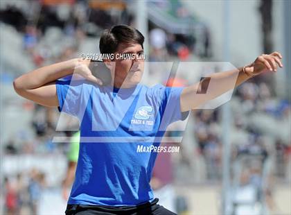 Thumbnail 2 in 50th Asics Laguna Beach Trophy Invitational (Shot Put) photogallery.