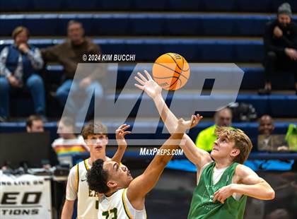 Thumbnail 1 in Greenbrier East vs Charleston Catholic (Little General C. Adam Toney Showcase) photogallery.