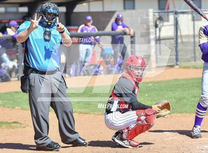 Thumbnail 3 in Alvarado vs Mineral Wells (Mineral Wells Classic) photogallery.