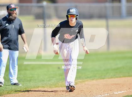 Thumbnail 3 in Alvarado vs Mineral Wells (Mineral Wells Classic) photogallery.