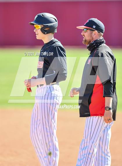 Thumbnail 3 in Alvarado vs Mineral Wells (Mineral Wells Classic) photogallery.