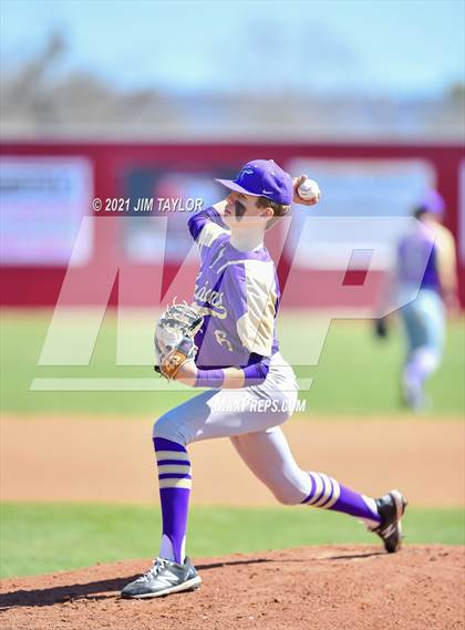 Thumbnail 2 in Alvarado vs Mineral Wells (Mineral Wells Classic) photogallery.
