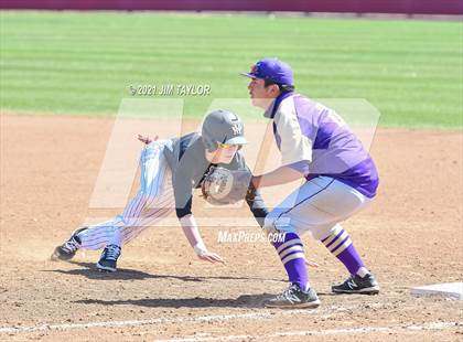 Thumbnail 1 in Alvarado vs Mineral Wells (Mineral Wells Classic) photogallery.