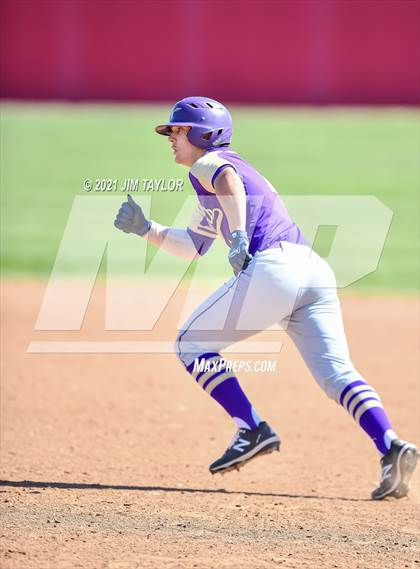 Thumbnail 2 in Alvarado vs Mineral Wells (Mineral Wells Classic) photogallery.